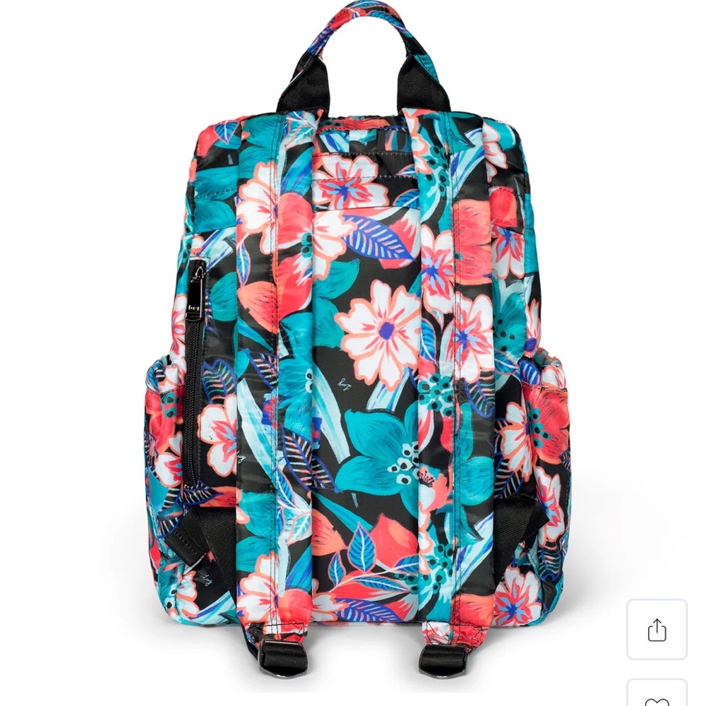 Lug Hatchback 3 Backpack - NWT
Color: RESORT TROPICS (RESORT PALMS SEAFOAM) - Picture 3 of 9